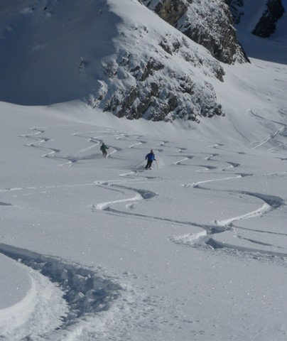 #4 Trace dans la Blonnière : en poudre excellente. Trace dans la Blonnière : en poudre excellente.
