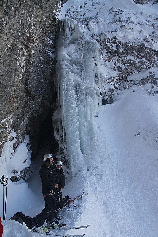 #28 Thomas et Ludo : Sous la cascade de glace après le rappel Thomas et Ludo : Sous la cascade de glace après le rappel