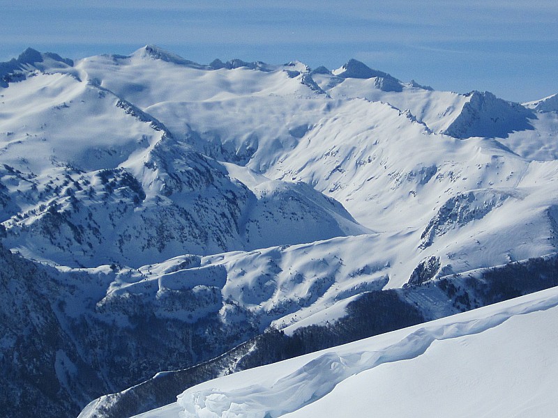 #10 Vers la Pique Rouge de Bassies : Et toujours des corniches ! Vers la Pique Rouge de Bassies : Et toujours des corniches !