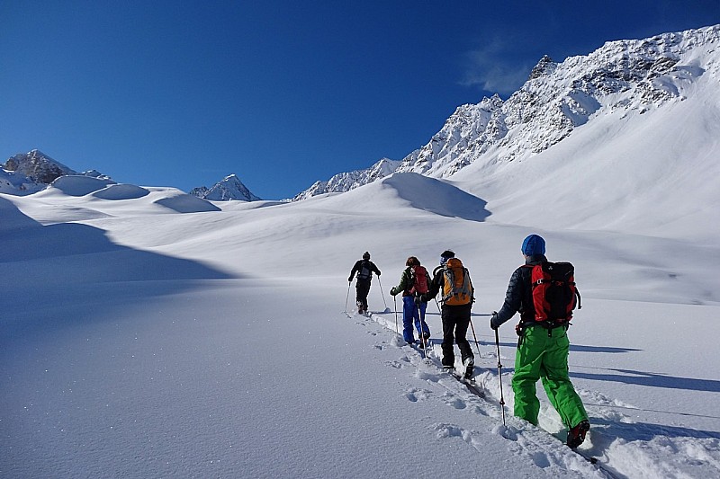 #3 Approche du glacier : Une immensité vierge devant nous Approche du glacier : Une immensité vierge devant nous