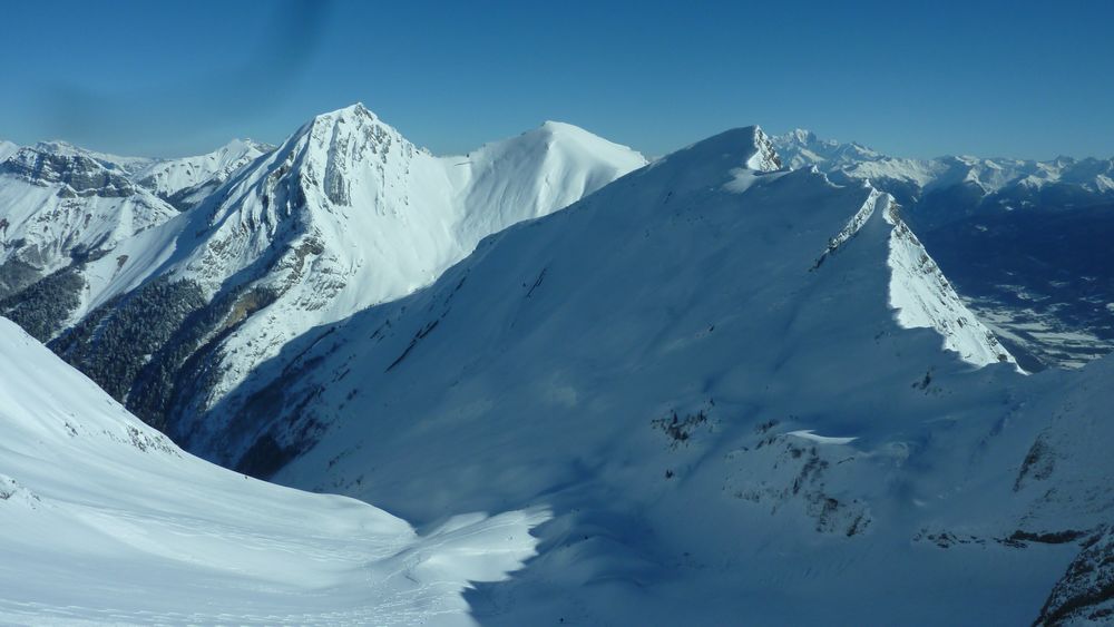 #12 Suite du parcours : Arces et Armenaz sous les yeux, la route est encore longue... Suite du parcours : Arces et Armenaz sous les yeux, la route est encore longue...