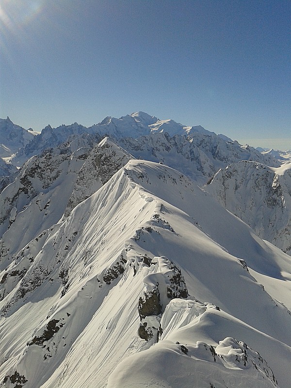 #3 Arête sud : vers le Mont-Blanc. Arête sud : vers le Mont-Blanc.