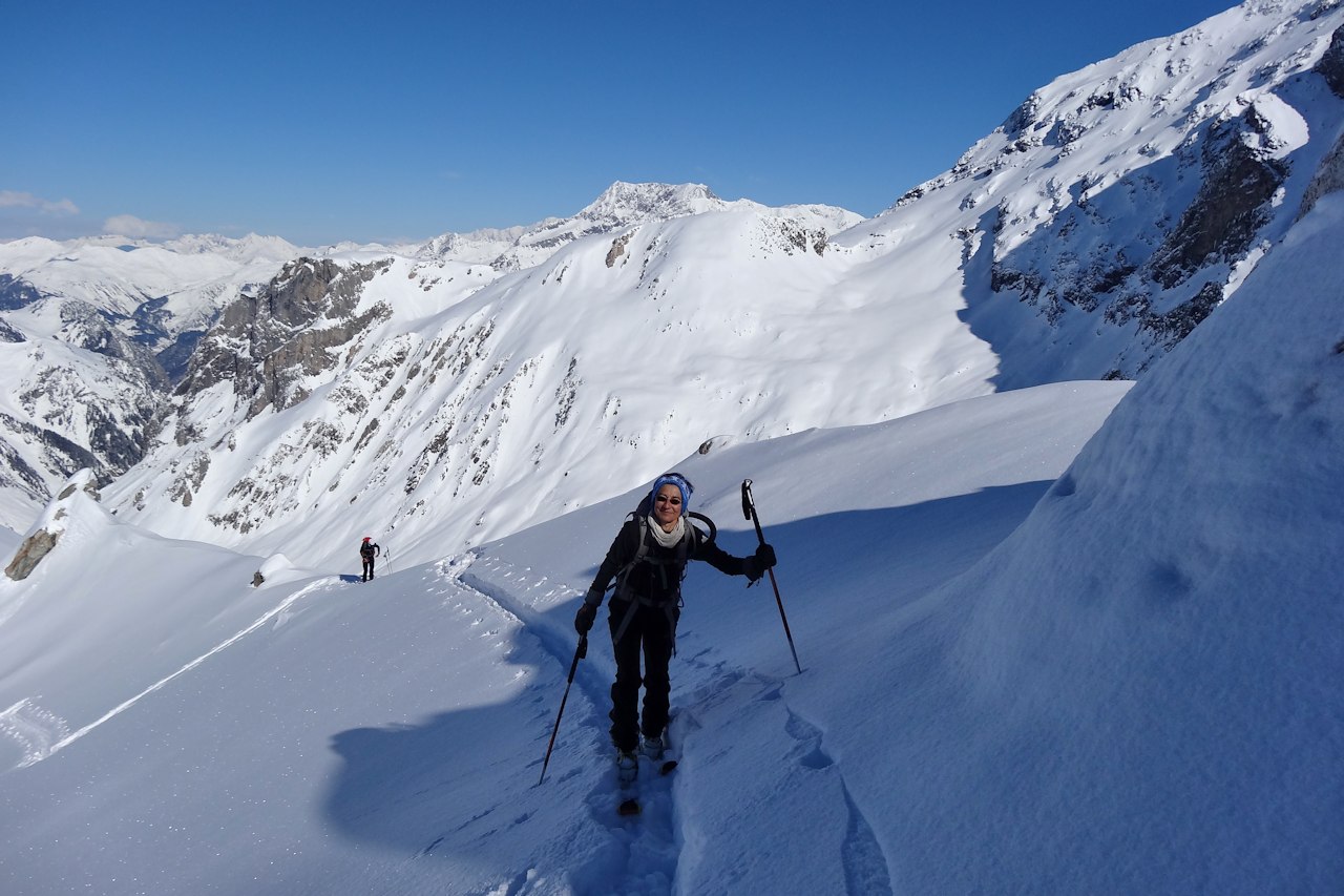 #5 Sur la crête : Avant de basculer versant Est. Sur la crête : Avant de basculer versant Est.