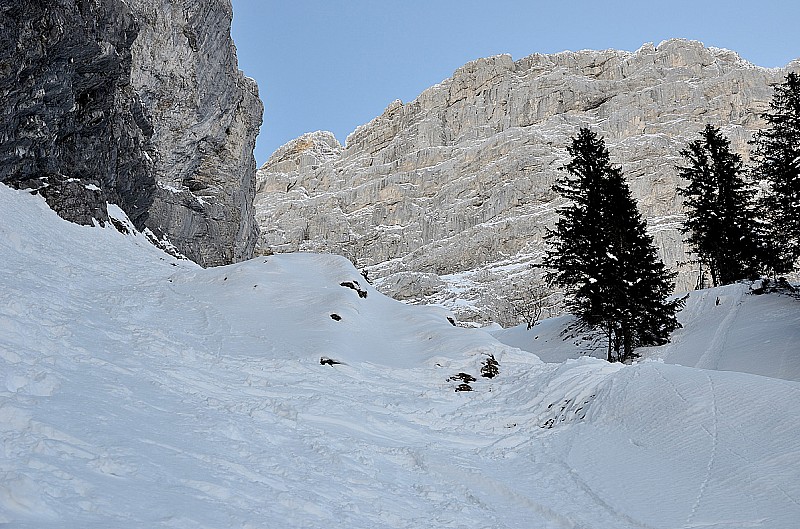 #4 Partie sup. : Changement de chenal ! ça va râcler, un petit saut pour ne pas âbimer mes beaux Zag Partie sup. : Changement de chenal ! ça va râcler, un petit saut pour ne pas âbimer mes beaux Zag