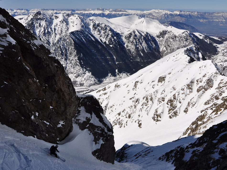 #13 Amet rouge couloir en S : A l Amet rouge couloir en S : A l'inflexion du S