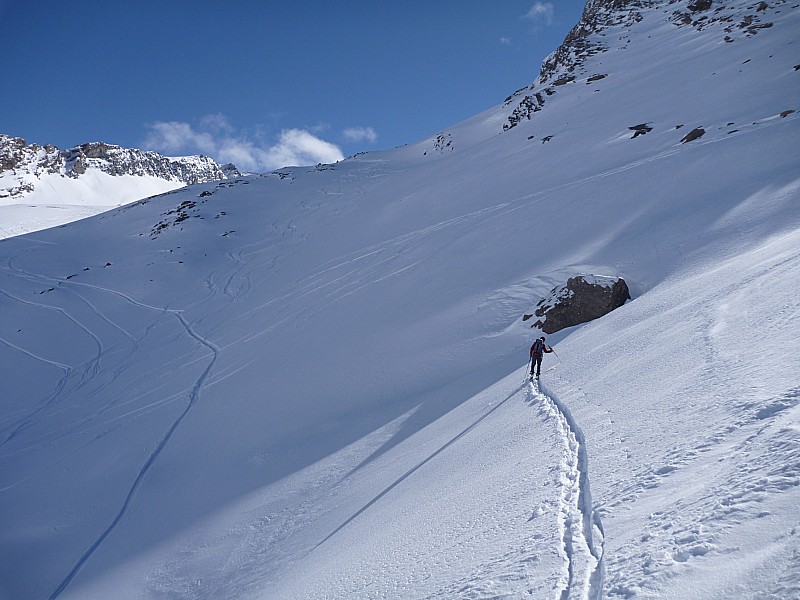 #2 Traversée vers le lac Léchoir : On commence à tracer dans une poudre de rêve Traversée vers le lac Léchoir : On commence à tracer dans une poudre de rêve