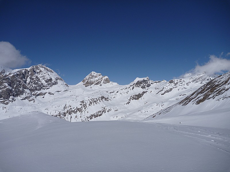 #4 Des sommets gavés : De Bazel à la Pointe de la Galise, la neige est au rendez-vous, 2013 année exceptionnelle ! Des sommets gavés : De Bazel à la Pointe de la Galise, la neige est au rendez-vous, 2013 année exceptionnelle !