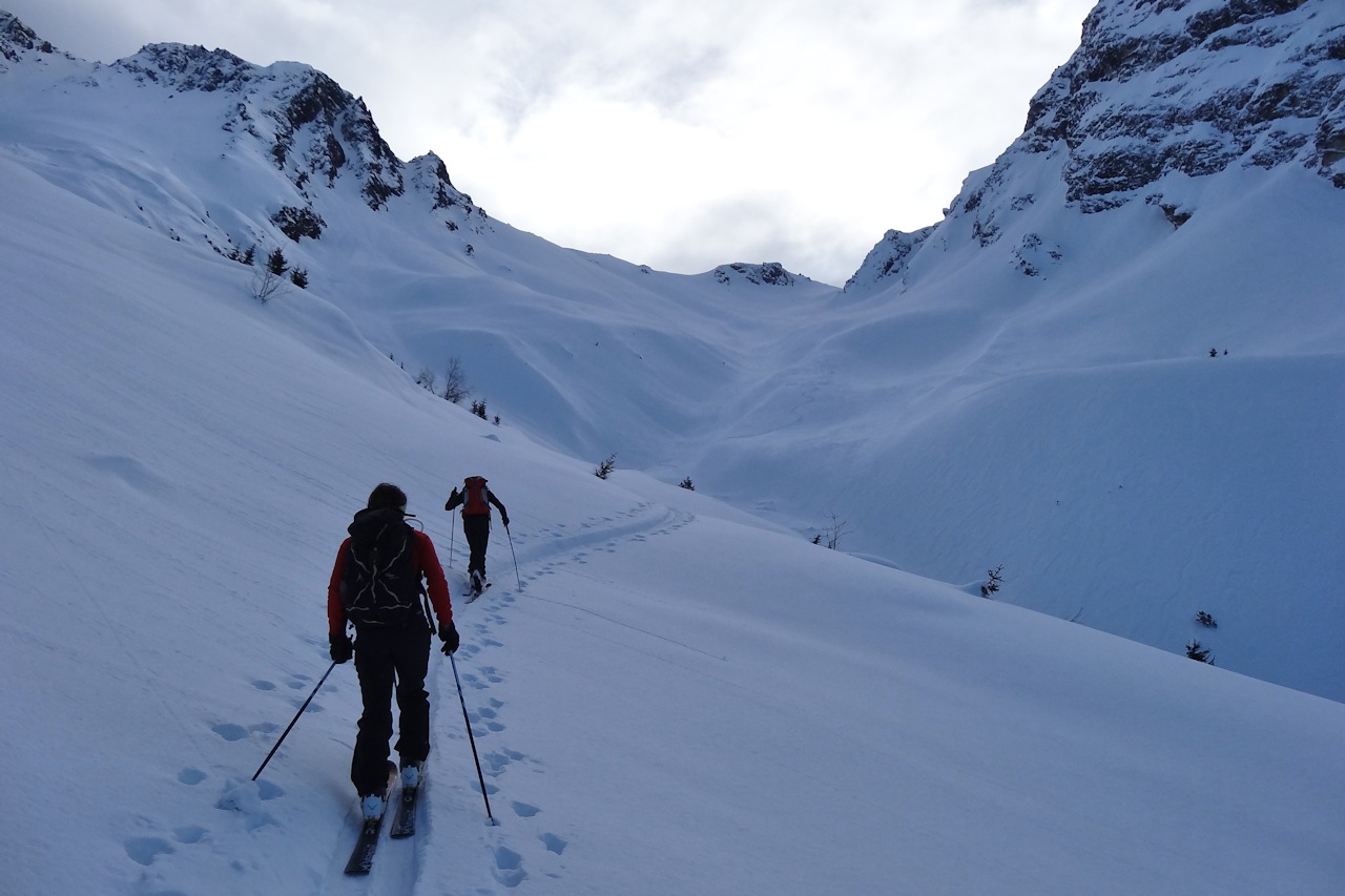 #3 La Combe d La Combe d'accès au refuge : Nous bénéficions d'une trace.