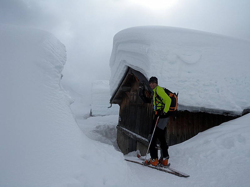 #10 épaisseur de neige : 3 mètres ? épaisseur de neige : 3 mètres ?