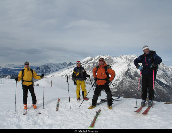 Groupe : Notre groupe au sommet du 4e Mont