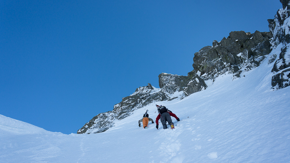 #12 Sous le sommet : neige assez compacte Sous le sommet : neige assez compacte