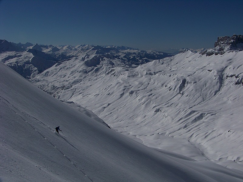#2 Aig Salenton : Face W et vallon de la Diosaz Aig Salenton : Face W et vallon de la Diosaz