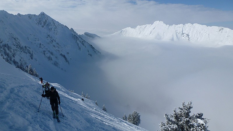 #1 à la montée : le ciel se dégage, pleine vue le Grand Parra et la Dent d à la montée : le ciel se dégage, pleine vue le Grand Parra et la Dent d'Arclusaz
