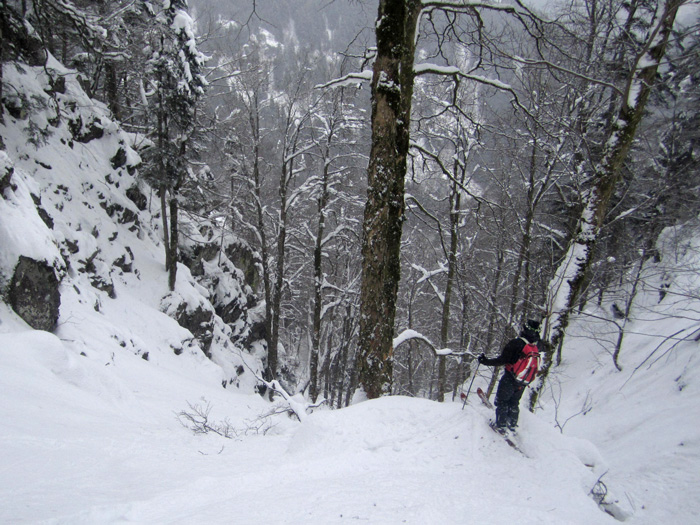 #1 Couloir du Cuisinier : Couloir pur style vosgien ! Des arbres mais de la pente mine de rien ! Couloir du Cuisinier : Couloir pur style vosgien ! Des arbres mais de la pente mine de rien !
