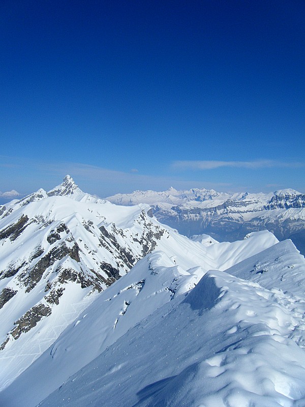 #7 vue du sommet : du sommet de Tête Pelouse, vue vers Roche Perfia vue du sommet : du sommet de Tête Pelouse, vue vers Roche Perfia