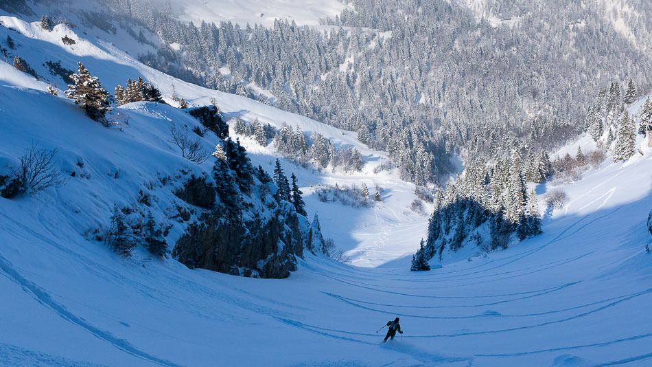 #9 Combe Nord : Deuxième descente excellente. Les cailloux sont pas loin dans le haut malgré tout Combe Nord : Deuxième descente excellente. Les cailloux sont pas loin dans le haut malgré tout