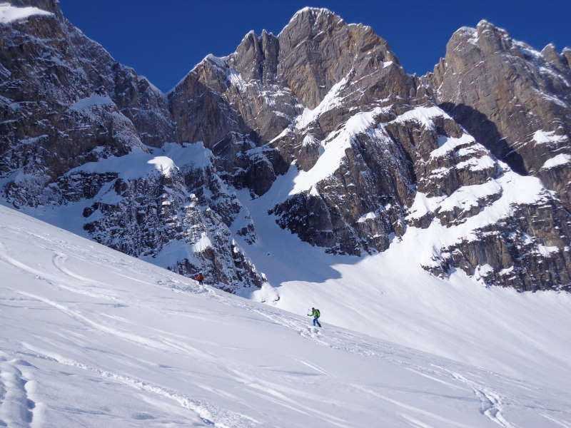 #3 Montée au col de Doran : Les pentes sont gavées. Inutile de vouloir faire sa trace! Montée au col de Doran : Les pentes sont gavées. Inutile de vouloir faire sa trace!