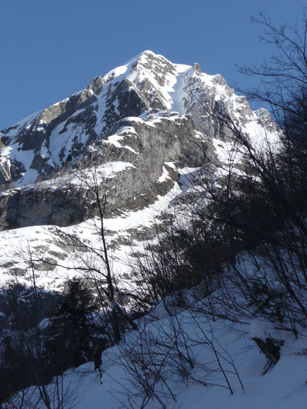#1 couloir SW : Le sommet est encore loin, mais le ciel est bleu couloir SW : Le sommet est encore loin, mais le ciel est bleu