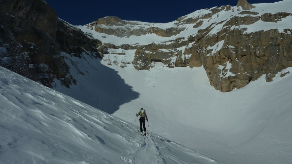 Chorum du bas : les 4 skieurs sont à l'entrée