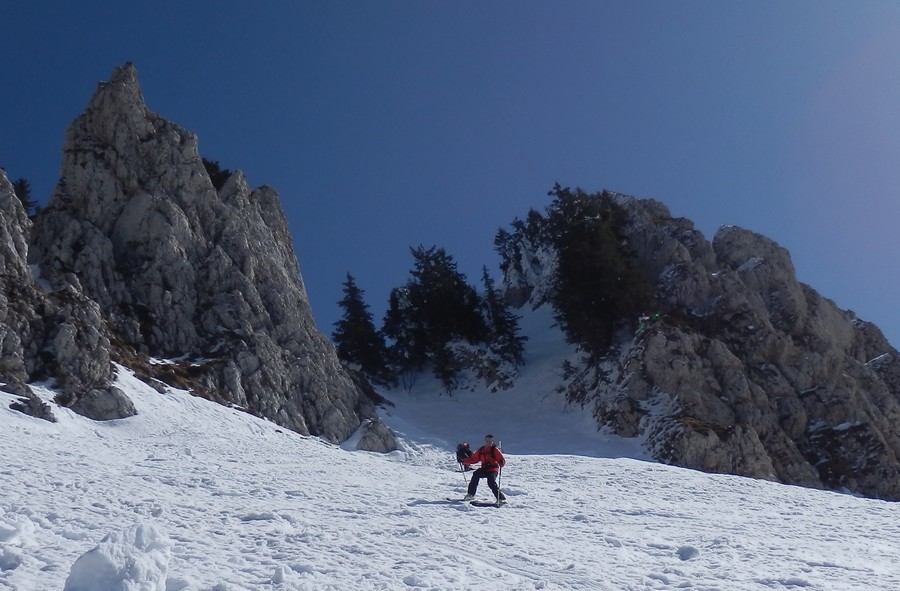 #14 Bonne neige : Sama-Lau en termine avec le couloir Bonne neige : Sama-Lau en termine avec le couloir