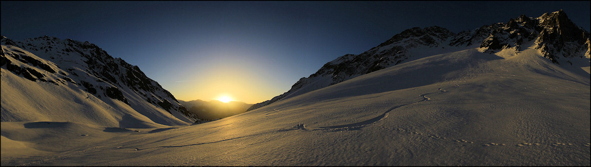 #2 lever de soleil : encore la combe du Merlet lever de soleil : encore la combe du Merlet