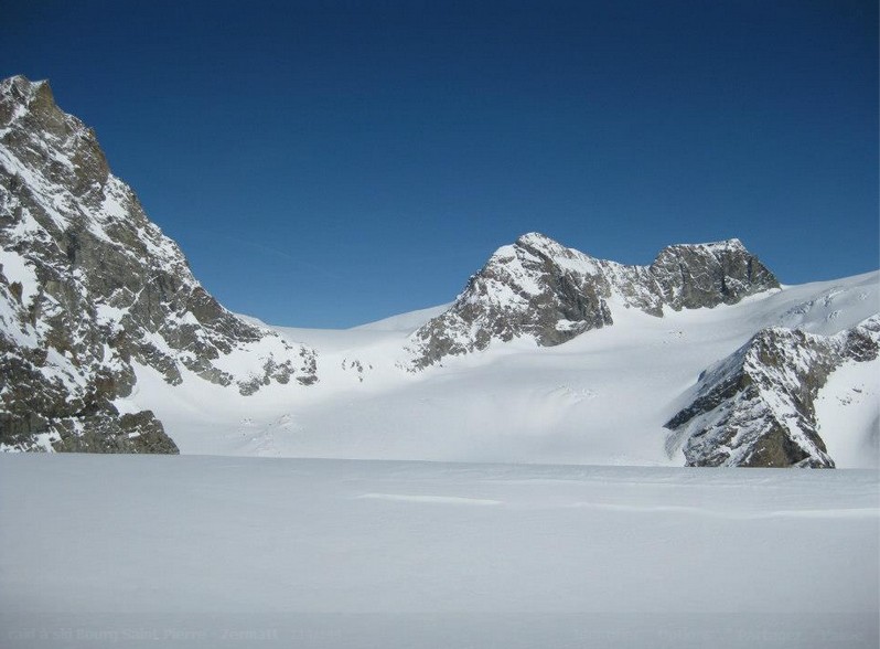 #40 Vue du col du Mont Brulé sur le col des Bouquetins, Tête Blanche et col de Valpeline Vue du col du Mont Brulé sur le col des Bouquetins, Tête Blanche et col de Valpeline