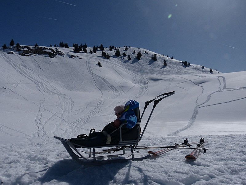 #1 Pravouta : Paré pour la descente, le sommet ne sera pas pour cette année. Pravouta : Paré pour la descente, le sommet ne sera pas pour cette année.