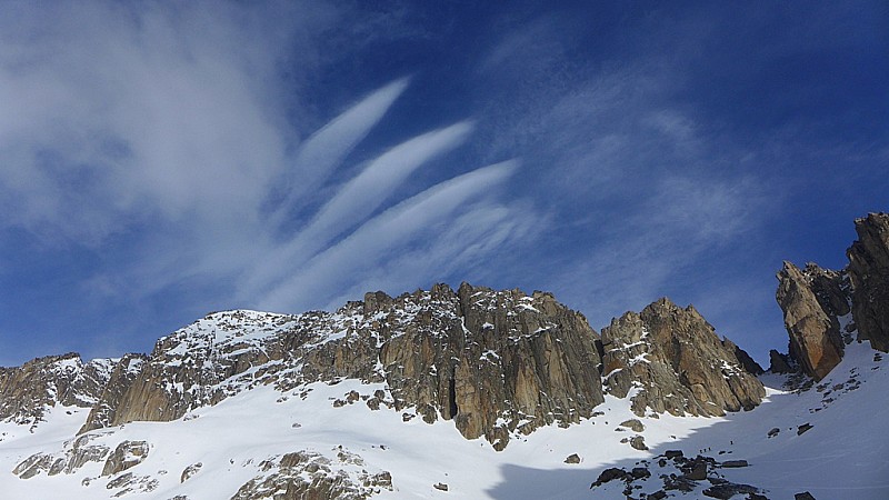 #13 Sous le Pic de Bassero : Beaux nuages ! Sous le Pic de Bassero : Beaux nuages !