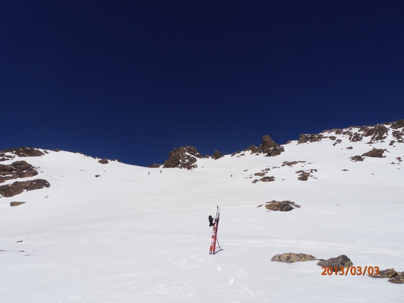 #34 Pointe des éboulis : Moquette 4 ****, belle pente et petits couloirs Pointe des éboulis : Moquette 4 ****, belle pente et petits couloirs