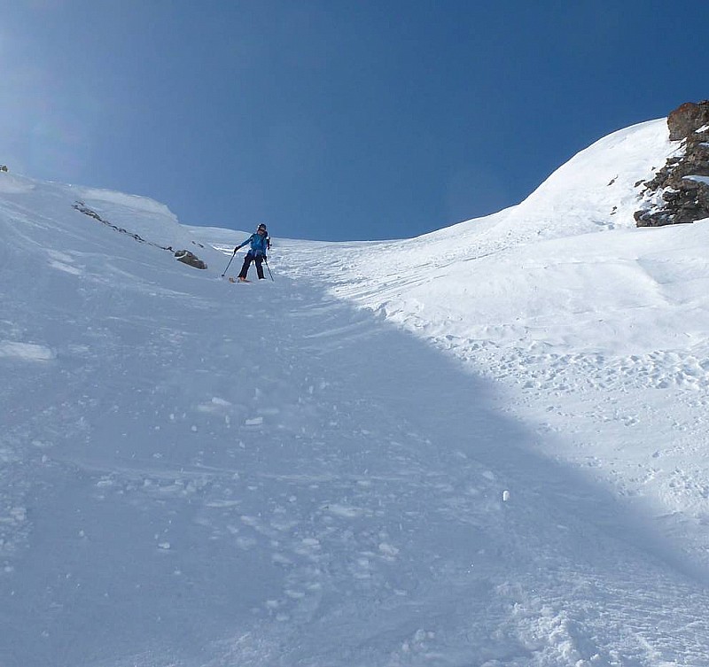 #4 La Mortice : Premier petit couloir pour Marianne ; descente sur le Vallon Laugier La Mortice : Premier petit couloir pour Marianne ; descente sur le Vallon Laugier