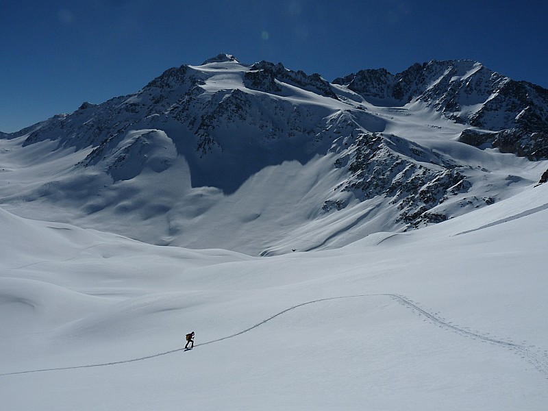 Montée au col des fonds : vue sur le glacier de Gebroulaz