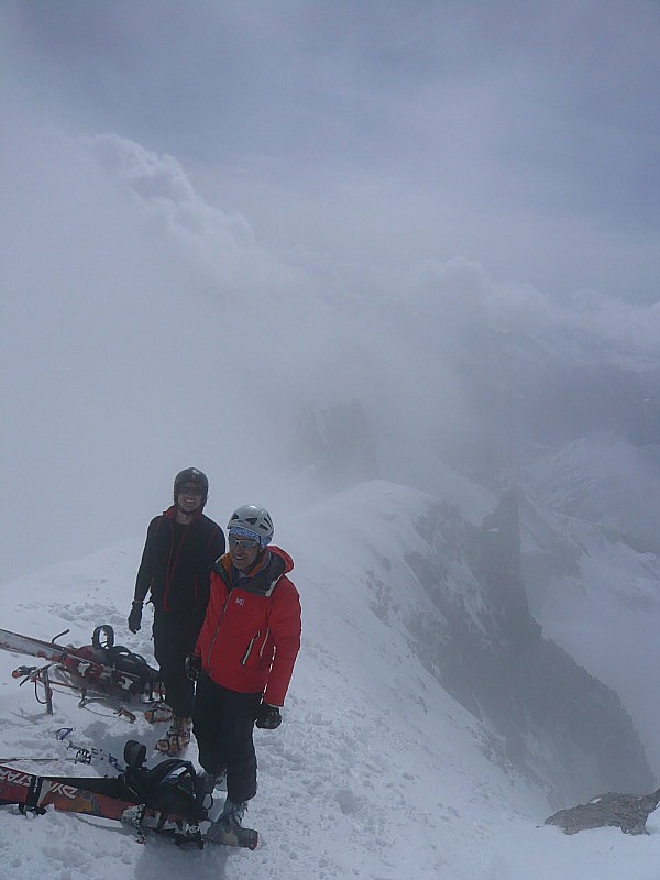 #11 Brèche de la Loza : A la brèche, avec la brume qui s Brèche de la Loza : A la brèche, avec la brume qui s'en mêle...