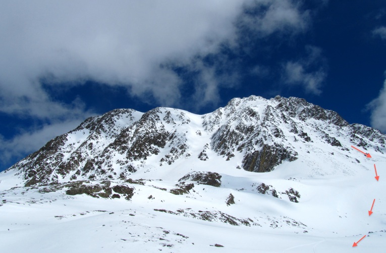 #4 Fon du couloir : le bas du couloir Fon du couloir : le bas du couloir