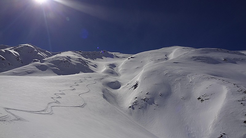 #4 Tête Rissace : Descente face NE Tête Rissace : Descente face NE