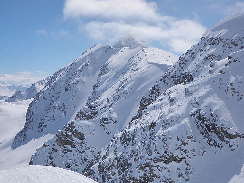 #2 Couloir E de l Couloir E de l'Escalinade : un peu trop chargé