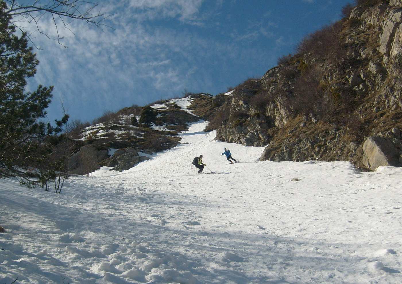 #1 Couloir Central Feneyriouts : Partie basse du couloir (photo Blly) l Couloir Central Feneyriouts : Partie basse du couloir (photo Blly) l'heure n'est pas bonne sur la photo