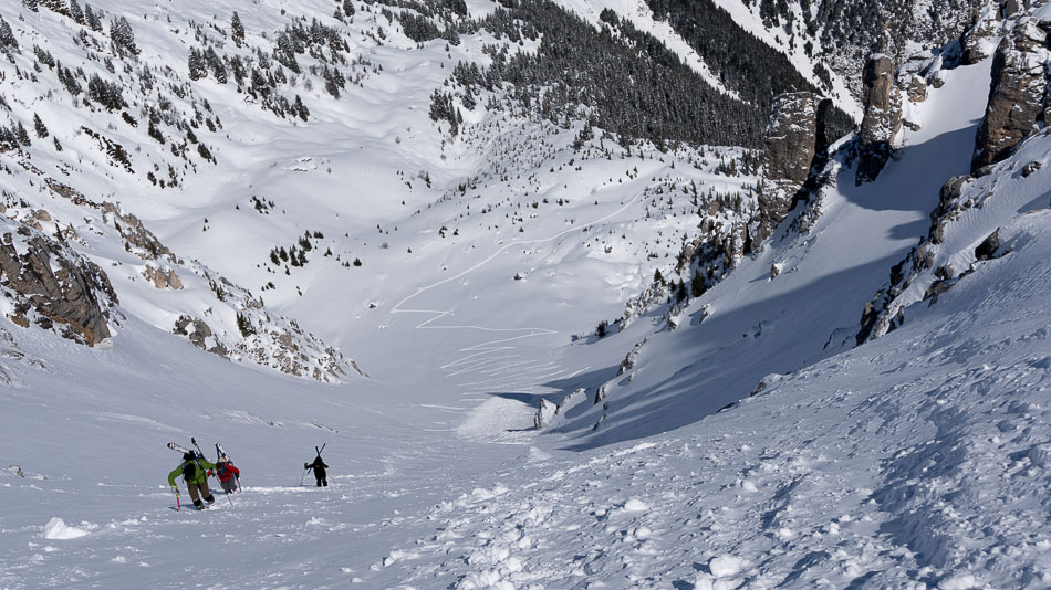 Sortie du couloir : neige bien béton maintenant