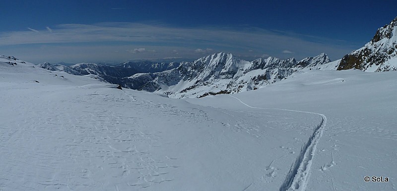 #1 sous l sous l'Agnel : il fait beau, la neige est fraîche.