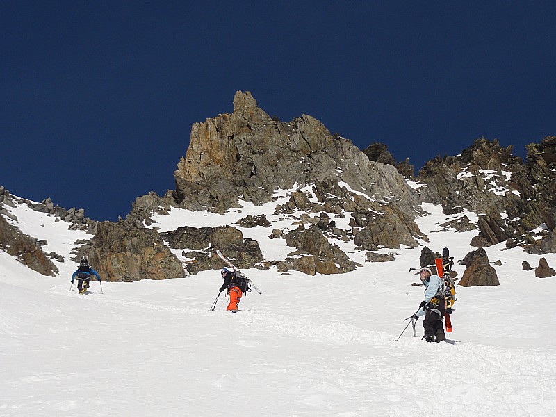 #7 Montée au col : Le petit couloir en plein soleil Montée au col : Le petit couloir en plein soleil