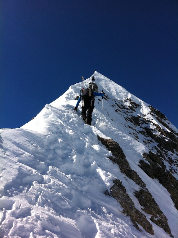 #5 L L'arete du Mt Charvin : poursuite sur l'arête ambiance alpine