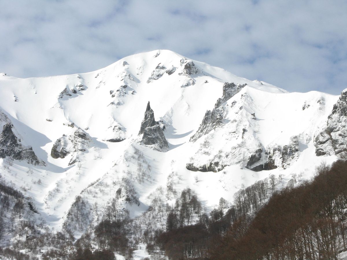 #1 Puy Ferrand : Le grand sommet et le couloir du Moine Puy Ferrand : Le grand sommet et le couloir du Moine