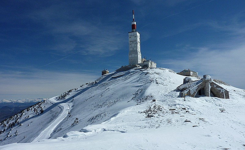 #5 Sous le sommet : il y a de belles accumulations en crête Sous le sommet : il y a de belles accumulations en crête