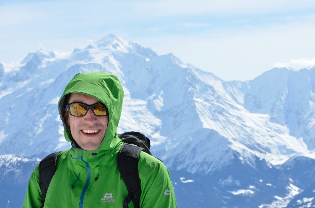 Mont-Blanc en arrière plan. : Greg avec le Mont-Blanc en arrière plan.