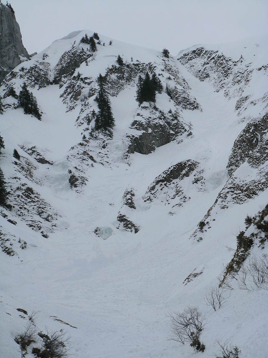 Pointe de la Beccaz : Le couloir après notre passage