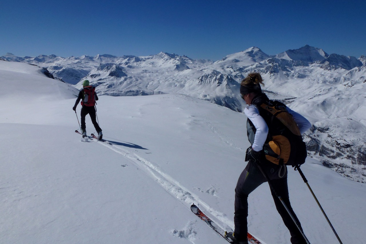 #10 courte descente et replat : Avant d courte descente et replat : Avant d'aborder la pente finale.