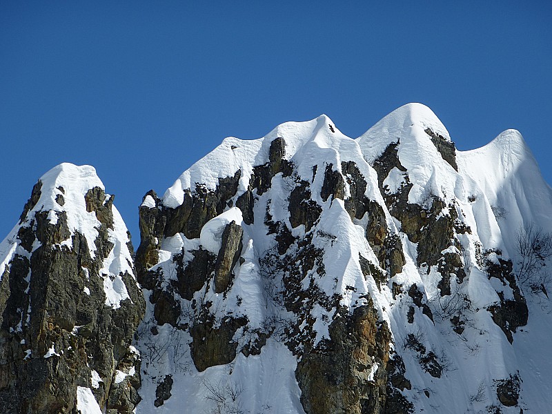 #7 col des chasseurs : meringue col des chasseurs : meringue
