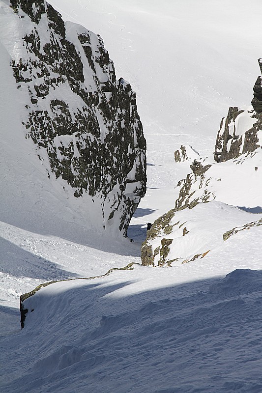 #7 Le vide se creuse : Belle ambiance Le vide se creuse : Belle ambiance