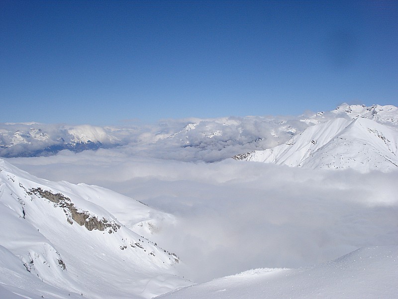 #6 coup d coup d'oeil au nord : brouillard et nuages taquinent les sommets champsaurins
