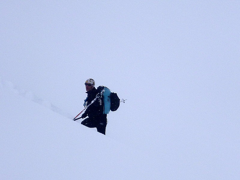 #4 xav xav'-2- : Si, si, j'vous dit!!! y'a plein de neige par là!!!