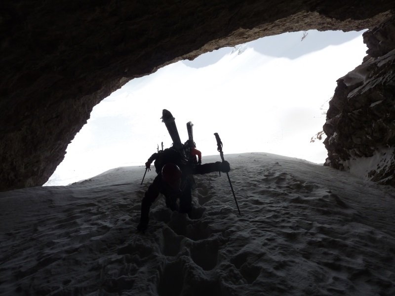 #5 1er Chourum : On rentre dans la 1ère grotte 1er Chourum : On rentre dans la 1ère grotte
